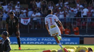 Vitória suada alivia São Paulo, enquanto Corinthians pensa em soluções para partida de volta