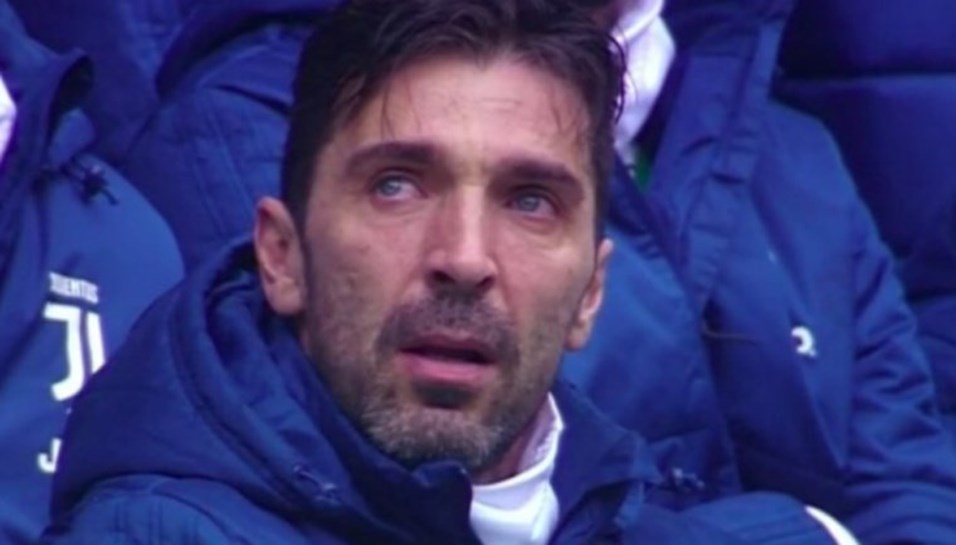 Buffon e Allegri bancaram o avi&atilde;o de Londres a Floren&ccedil;a para &uacute;ltimo adeus a Astori