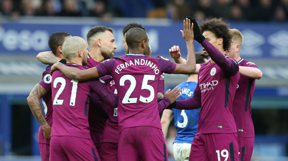 City amassou o Everton e agora pode se sagrar campe&atilde;o justo no D&eacute;rbi de Manchester