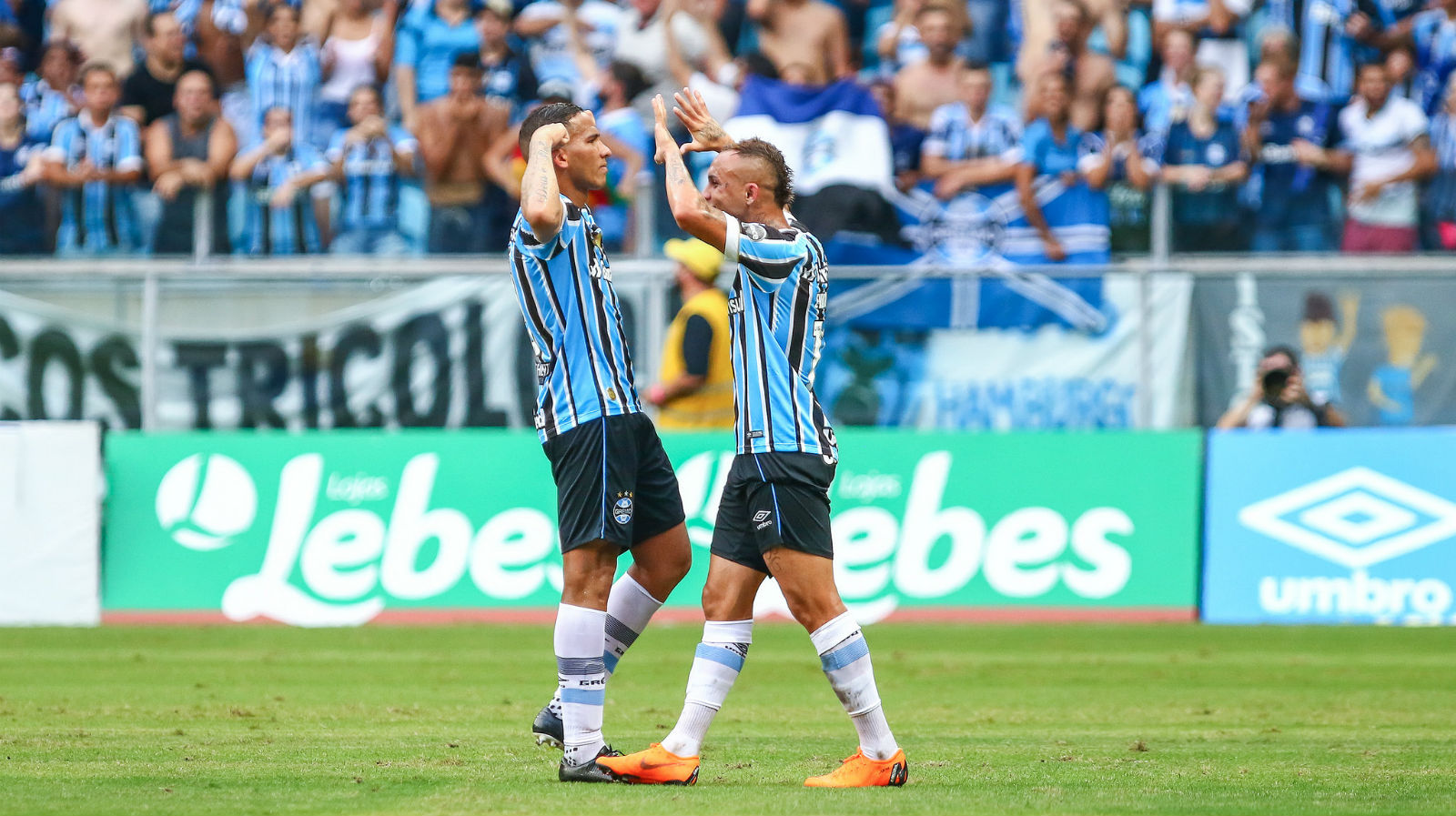 Jael brilhou em um Gre-Nal para chamar de seu, em tarde tricolor na Arena