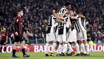 O Milan bem que ameaçou, mas a Juve aproveitou o elenco e arrancou vitória gigante no final