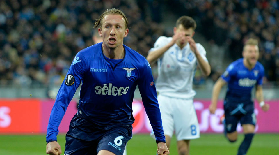 Homem de poucos gols, Lucas Leiva foi decisivo para a Lazio na Liga Europa
