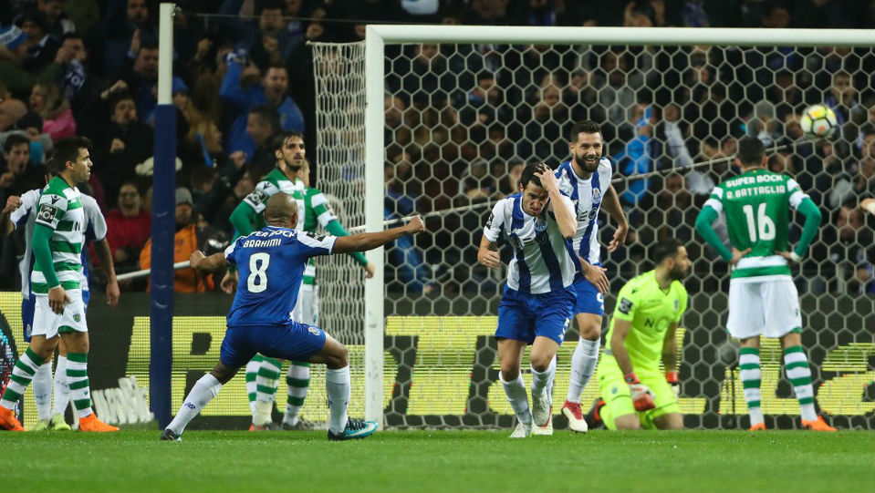 Em um grande jogo, o Porto deu passo vital ao derrotar o Sporting no Drag&atilde;o