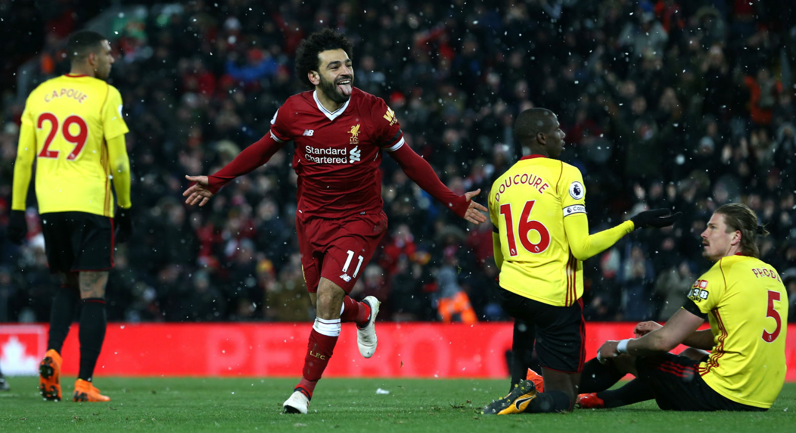 O dono do baile: Salah tirou a zaga para dan&ccedil;ar e humilhou o Watford com quatro gols