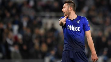 E-mail falso desviou €2 milhões da transferência de De Vrij à Lazio