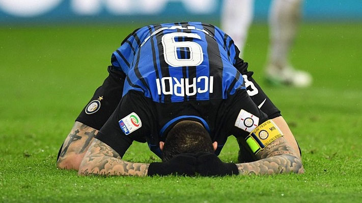 Icardi perde chances incr&iacute;veis e cl&aacute;ssico entre Milan e Inter fica no zero