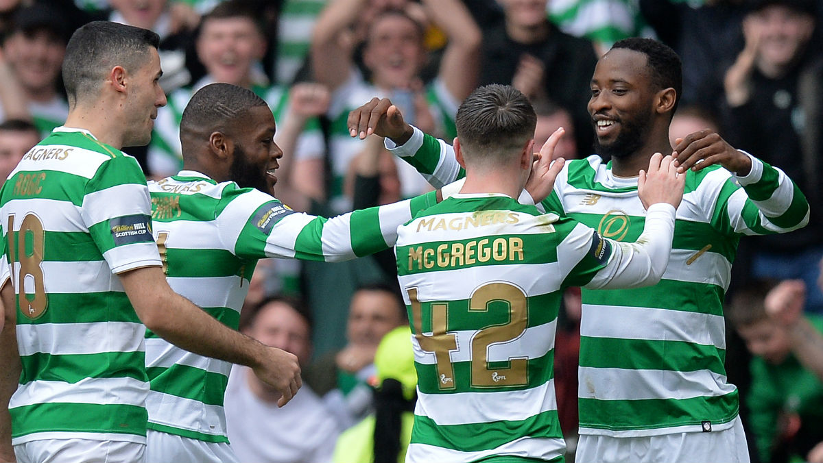 Demb&eacute;l&eacute; marcou p&ecirc;nalti de cavadinha em mais uma sapatada do Celtic no Rangers