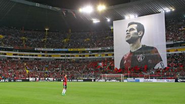 Rafa Márquez teve um último ato grandioso, em sua despedida no Estádio Jalisco
