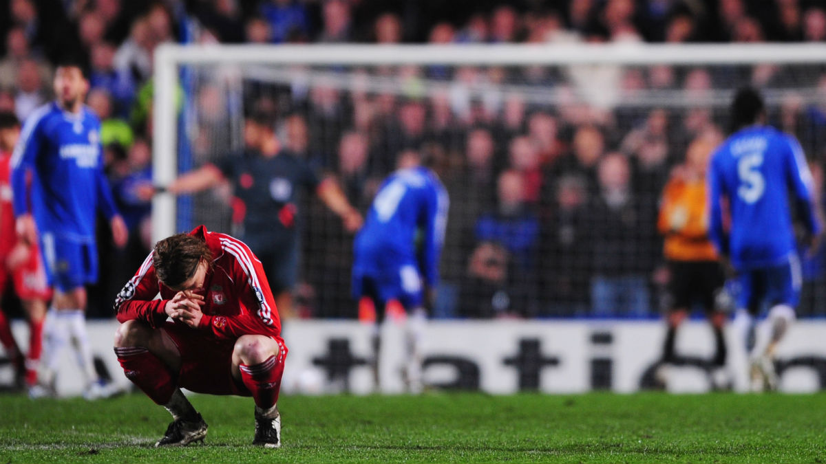 Em sua &uacute;ltima semifinal, dez anos atr&aacute;s, Liverpool sofreu a vingan&ccedil;a do Chelsea