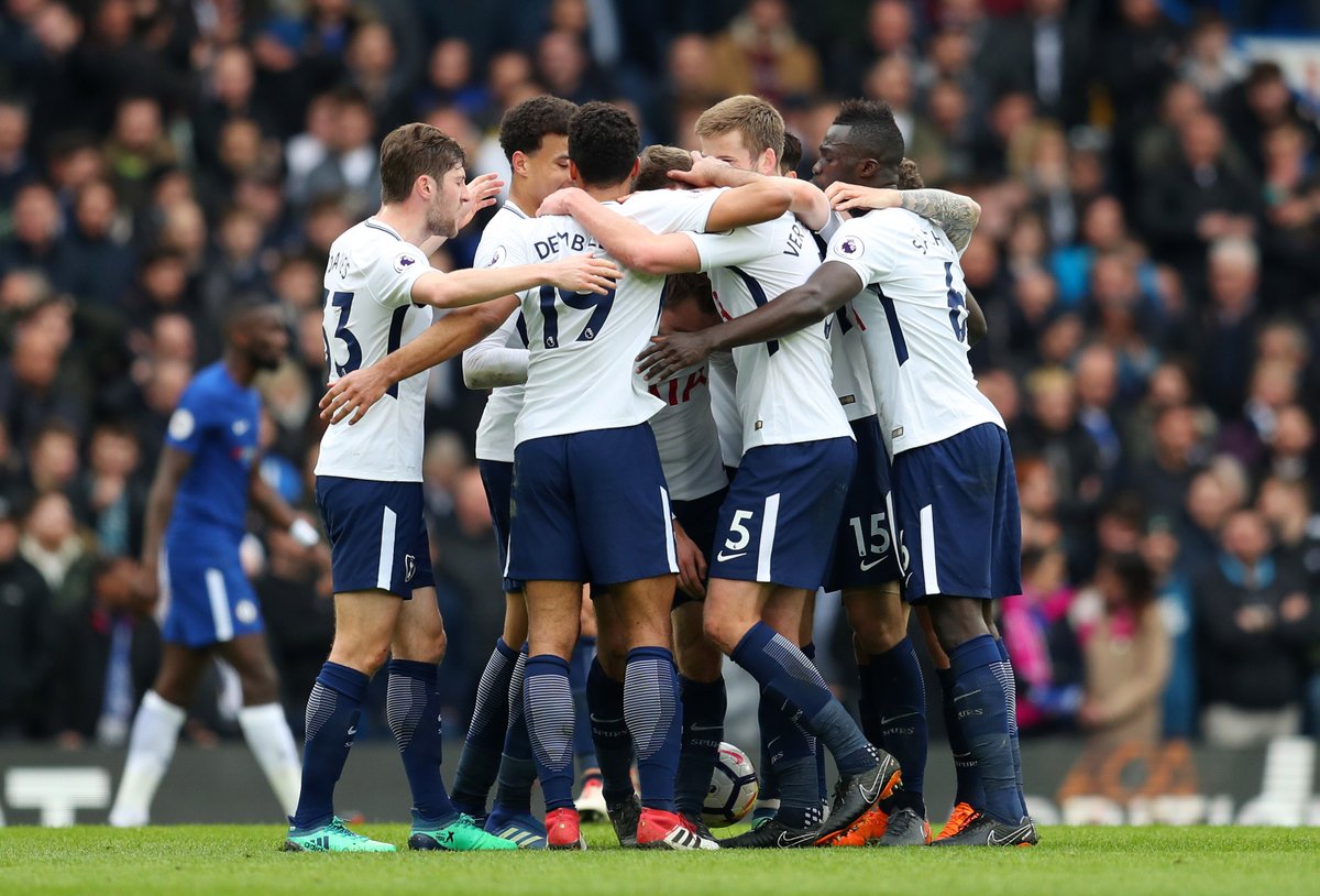 Como n&atilde;o acontecia desde 1990, Tottenham vence em Stamford Bridge e se encaminha &agrave; Champions