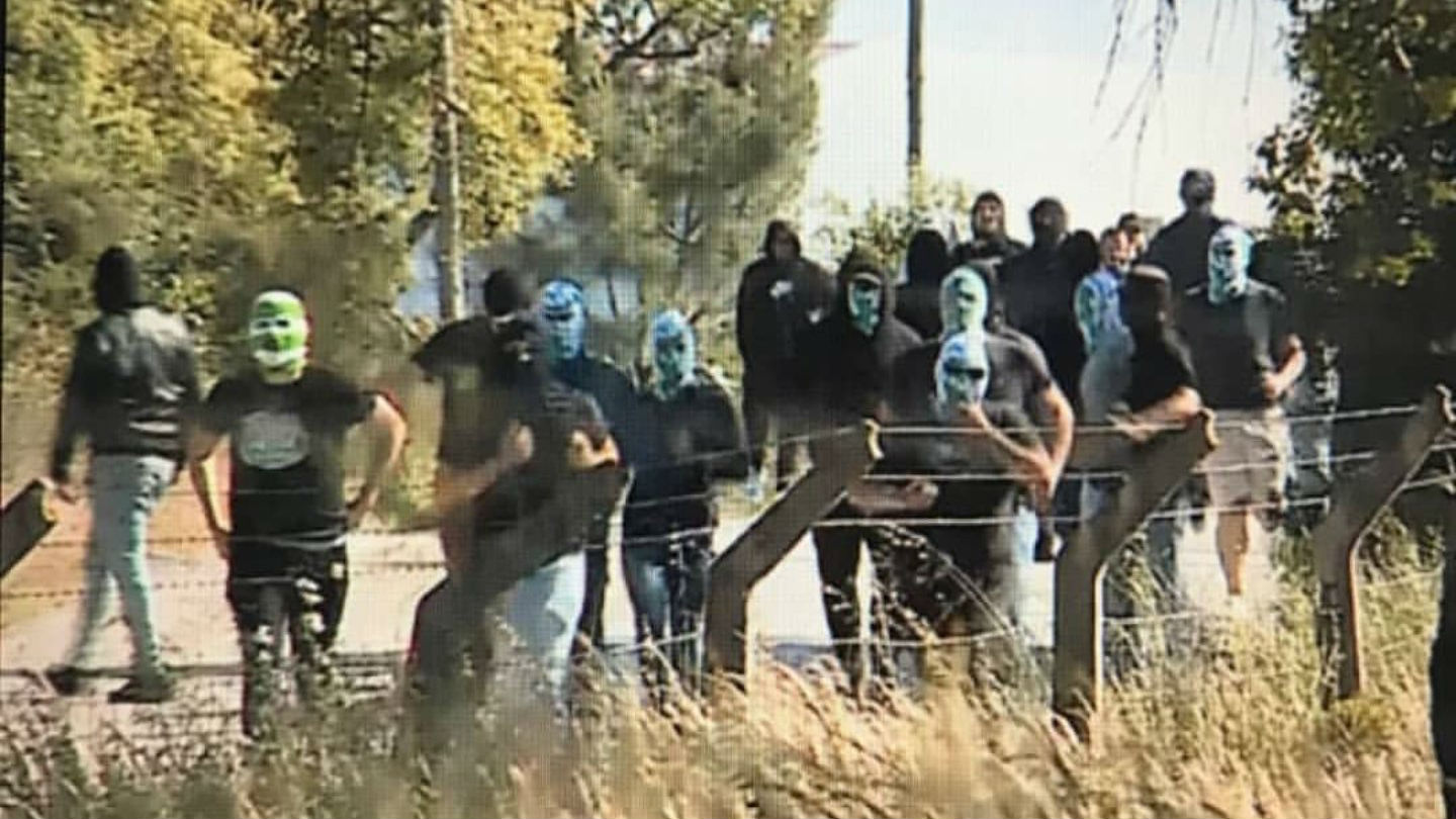 A crise do Sporting atinge outro n&iacute;vel: 50 torcedores invadiram vesti&aacute;rio e agrediram jogadores