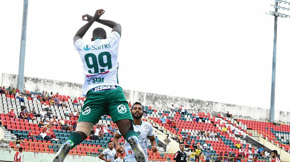 [Al&eacute;m da S&eacute;rie A] O eletrizante jogo de sete gols, decidido no &uacute;ltimo lance, e que quase ningu&eacute;m viu