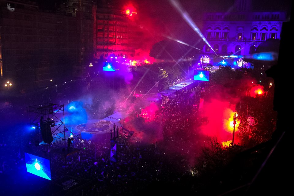 O Porto levou 250 mil pessoas &agrave;s ruas para celebrar a reconquista do Portugu&ecirc;s