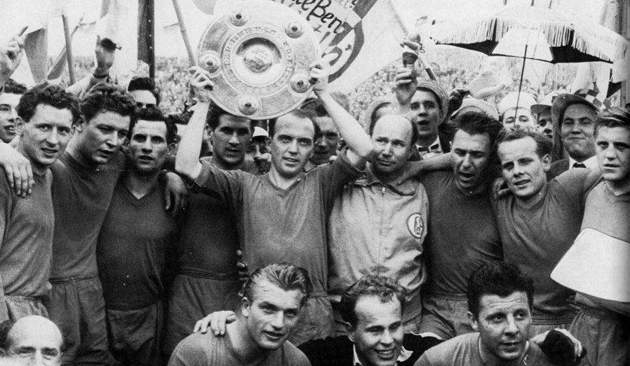 As seis vezes em que o Schalke esteve pr&oacute;ximo de encerrar o jejum de 60 anos no Alem&atilde;o