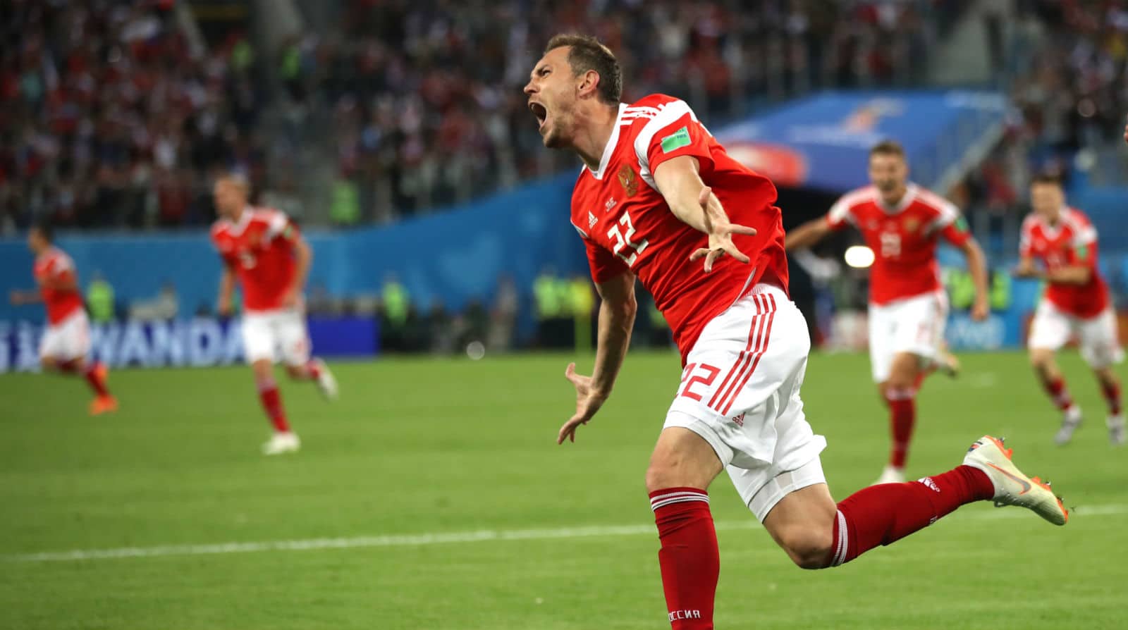 S&atilde;o Petersburgo ofereceu uma doce vingan&ccedil;a a Dzyuba, seis meses depois de sua sorte virar