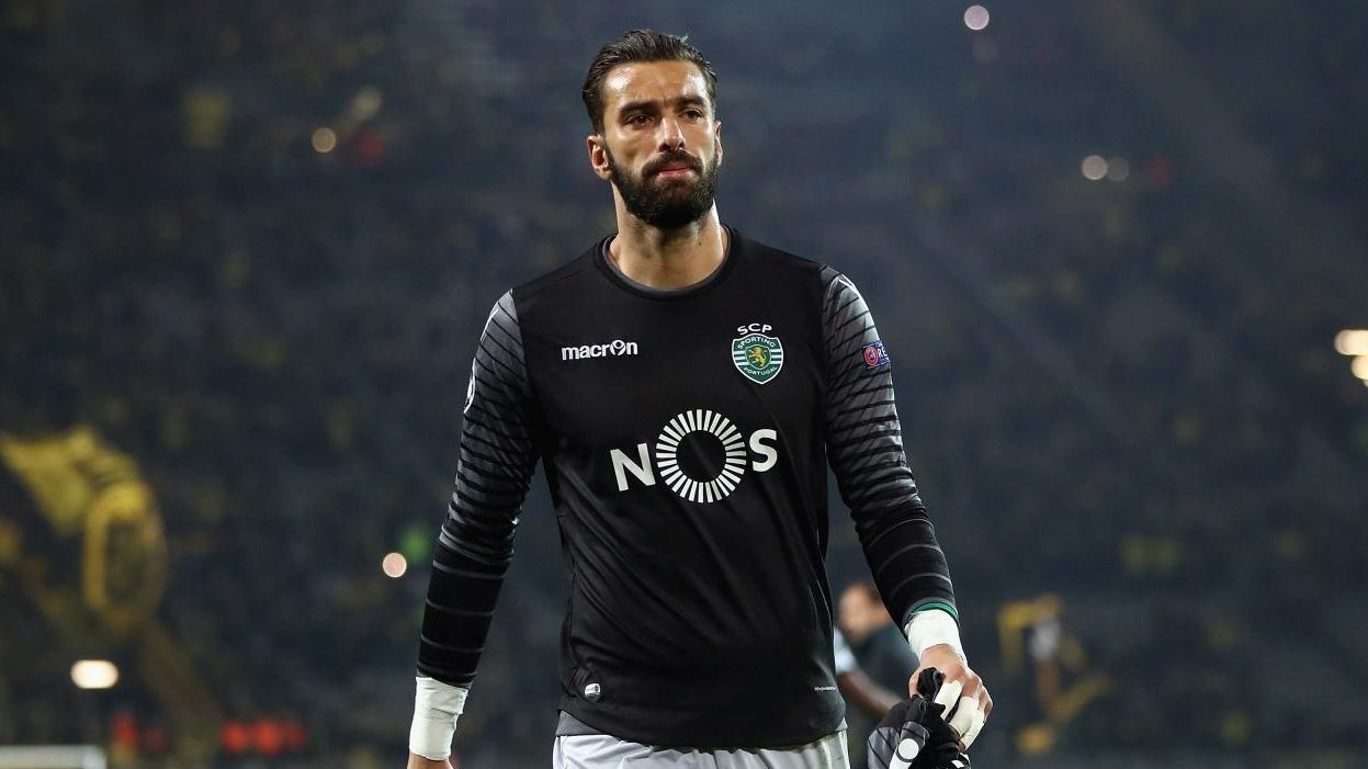 Jogadores do Sporting anunciam rescis&atilde;o por justa causa e pressionam sa&iacute;da do presidente