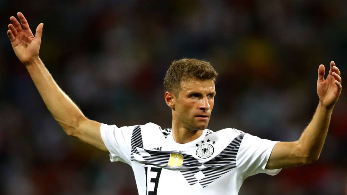 Ainda sob risco, a Alemanha pode pagar se insistir com Thomas M&uuml;ller