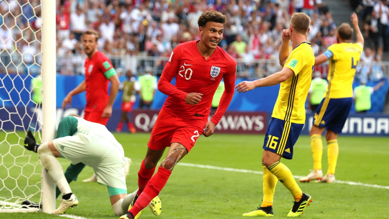 Inglaterra mant&eacute;m sonho vivo com seu melhor jogo na Copa e vai &agrave; semifinal pela primeira vez desde 90