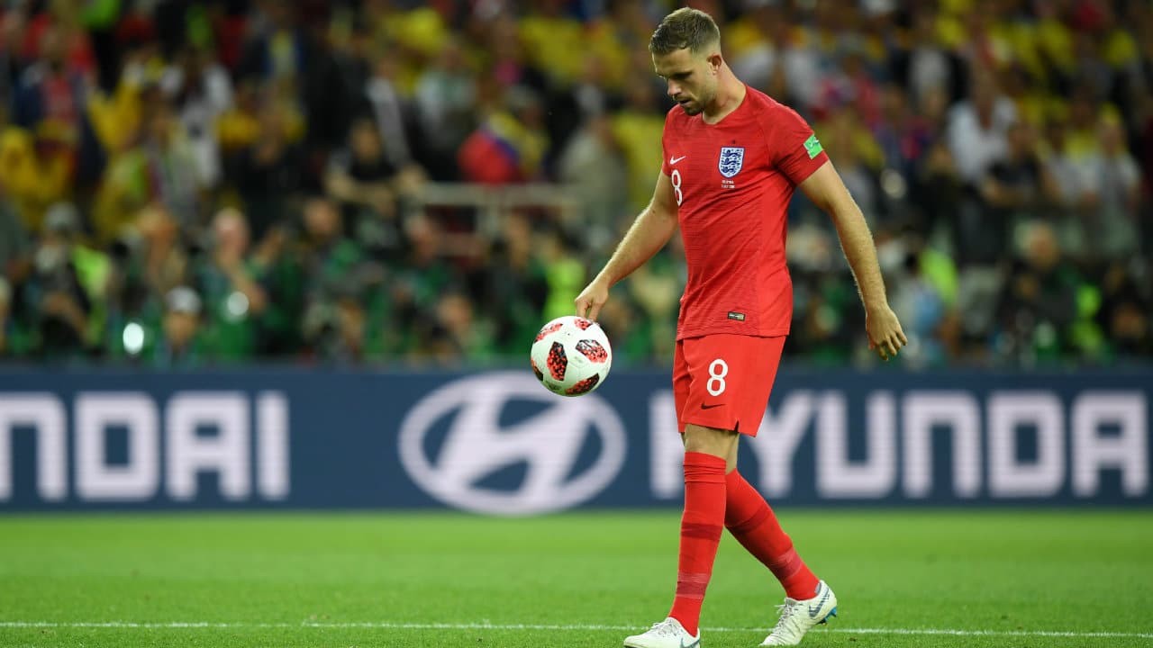 Henderson, que perdeu p&ecirc;nalti pela Inglaterra: &ldquo;Estou em d&iacute;vida eterna com Pickford&rdquo;