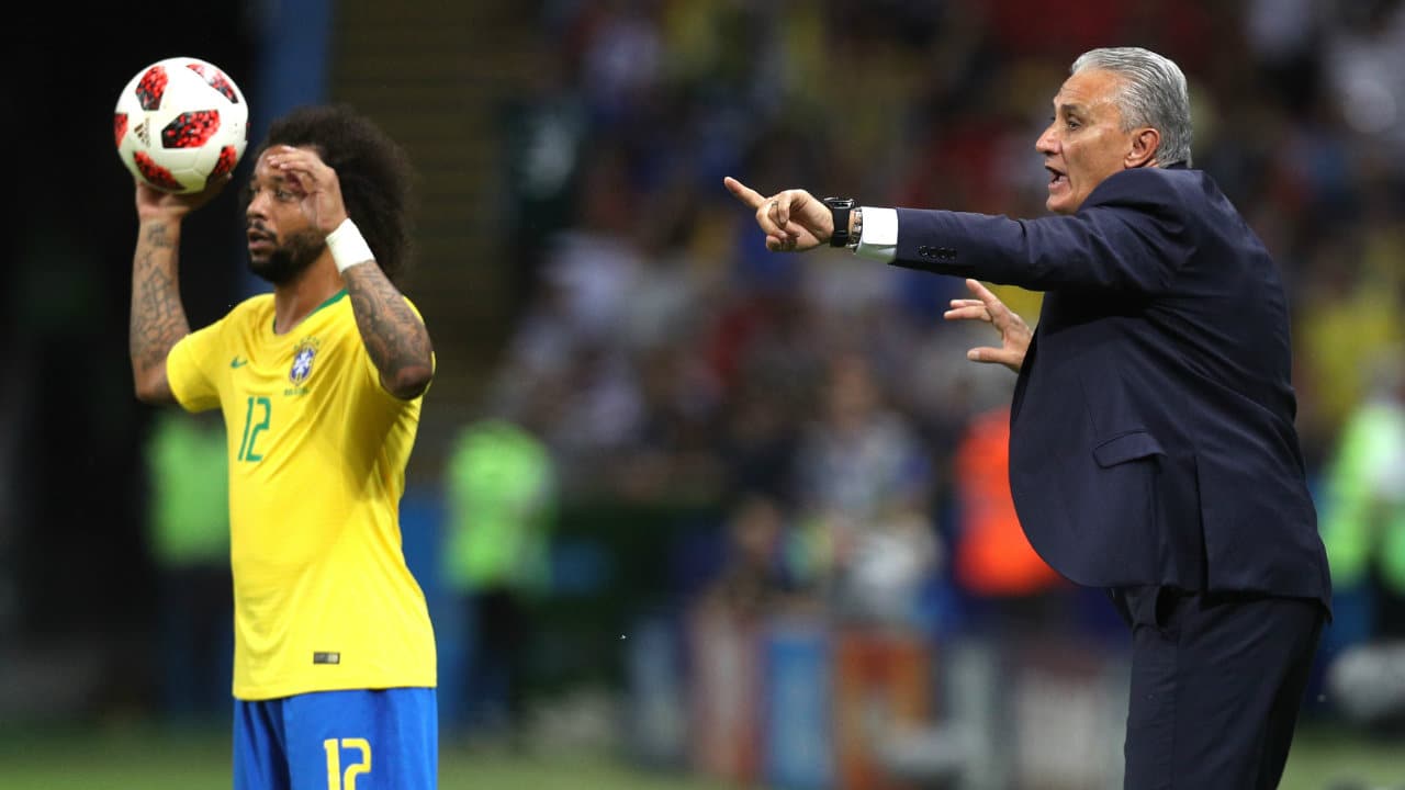 Tite demorou a achar solu&ccedil;&otilde;es contra a B&eacute;lgica, insistiu em alguns jogadores e isso custou caro no jogo