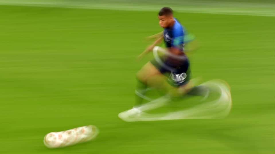 Mbapp&eacute; n&atilde;o decidiu desta vez, mas teve lampejos para voltar a encantar