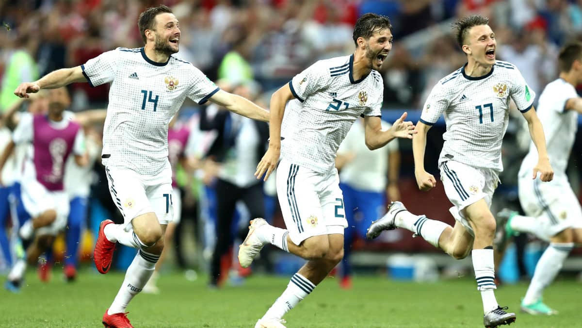 R&uacute;ssia faz Espanha pagar pela inefici&ecirc;ncia e est&aacute; nas quartas de final da Copa do Mundo