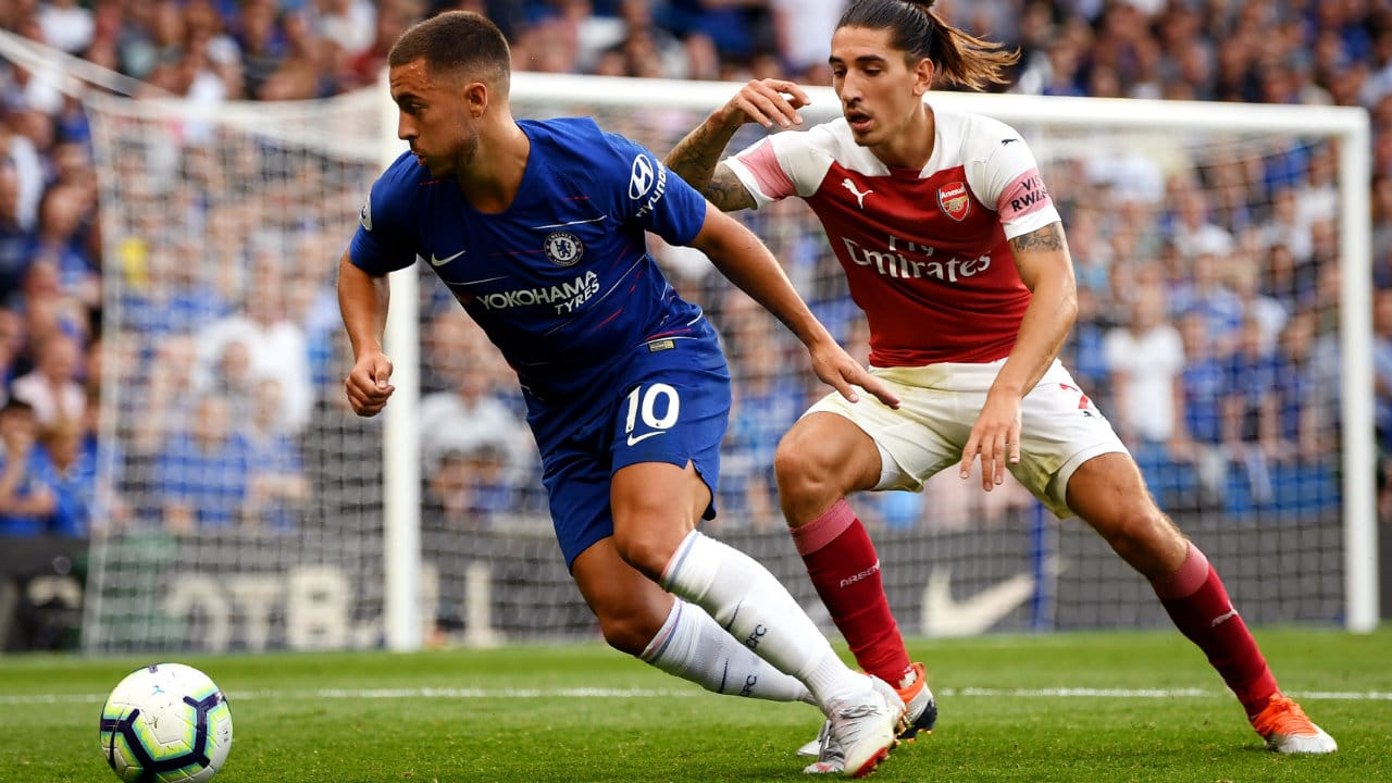 Hazard d&aacute; &oacute;tima not&iacute;cia aos torcedores e ao t&eacute;cnico ao confirmar que fica no Chelsea