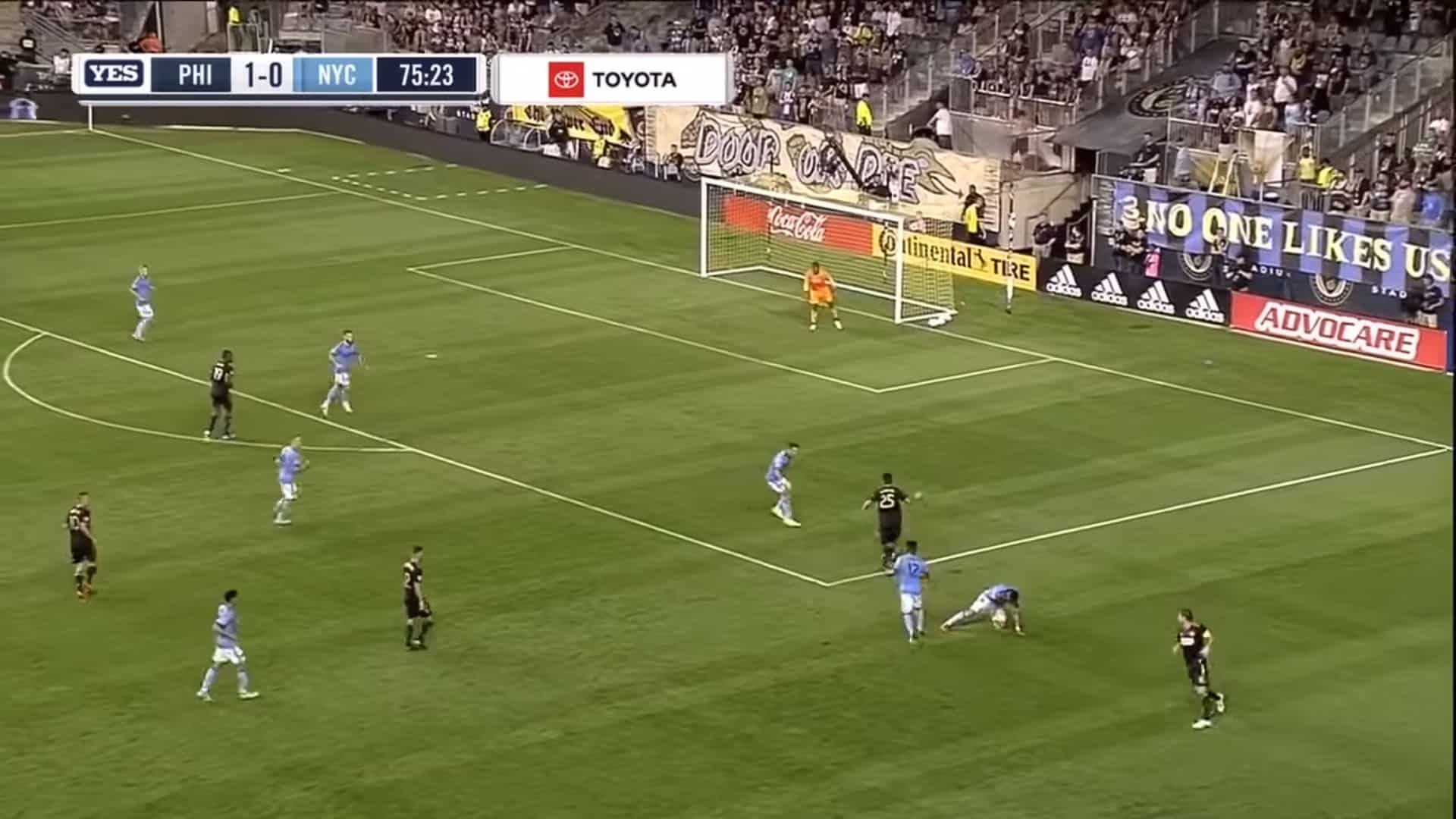 Ilsinho (aquele) marcou um gola&ccedil;o fazendo fila pelo Philadelphia Union na MLS
