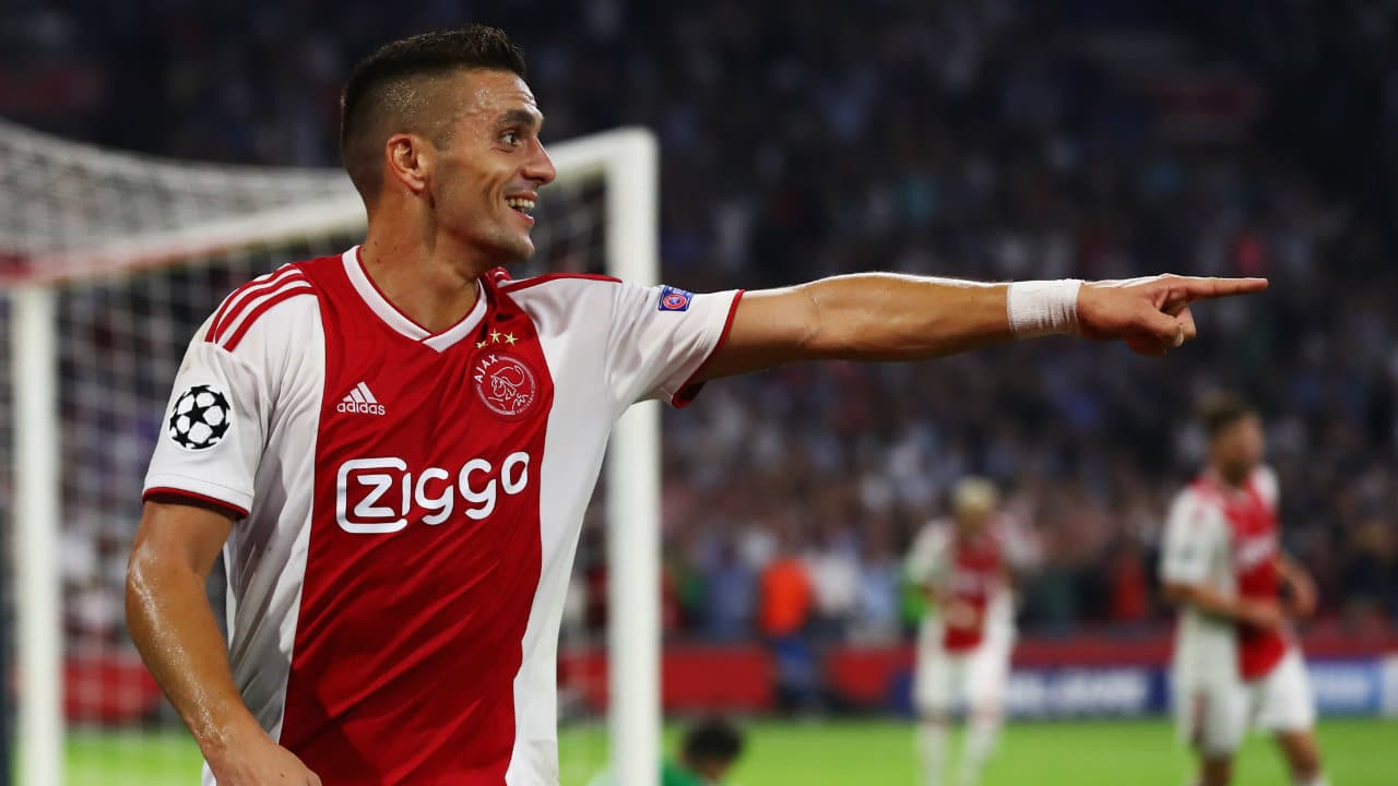 Boa atua&ccedil;&atilde;o deixa o Ajax um pouco mais perto da fase de grupos da Champions