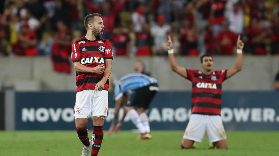 O gol no in&iacute;cio foi o trunfo ao Fla, que conseguiu lidar com as dificuldades e eliminou o Gr&ecirc;mio