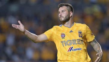 Gignac voltou a destruir pelo Tigres e anotou um gol de voleio maravilhoso