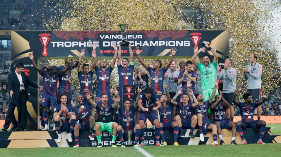Mesmo recheado de garotos, o PSG atropelou o Monaco e conquistou o sexto t&iacute;tulo seguido na Supercopa