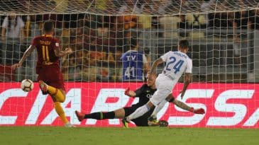 A letra espetacular de Pastore foi o ápice no insano Roma 3×3 Atalanta, de 48 finalizações