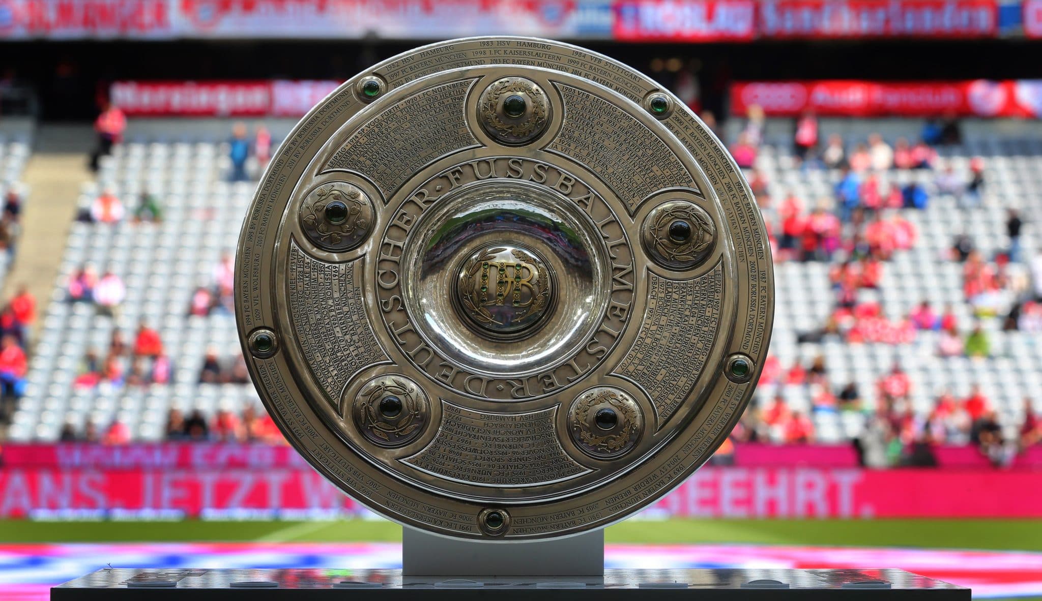 Clube a clube, este &eacute; o Guia Trivela da Bundesliga 2022/23