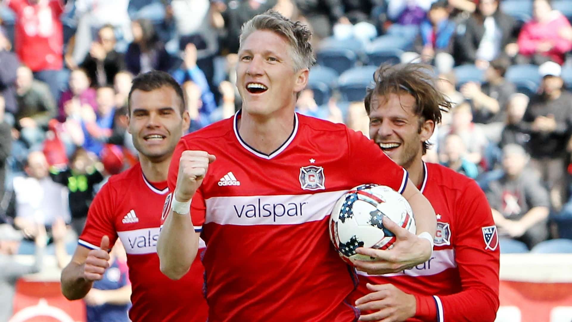 H&aacute; coisas que n&atilde;o se esquece: Olha o gola&ccedil;o de Schweinsteiger pelo Chicago Fire