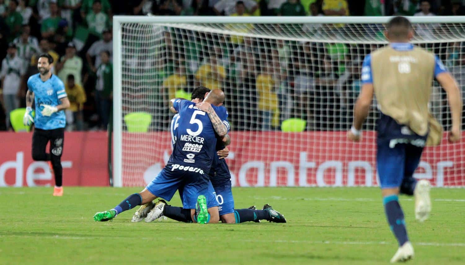 O interior pulsou mais forte com o Atl&eacute;tico Tucum&aacute;n, vivendo a maior noite de sua hist&oacute;ria