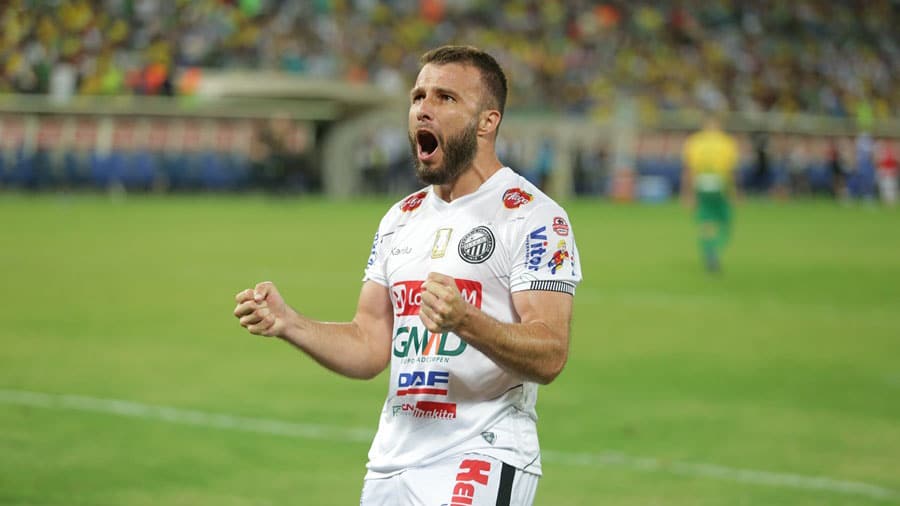 Da quase aposentadoria ao gol do in&eacute;dito t&iacute;tulo da S&eacute;rie C do Oper&aacute;rio-PR: a trajet&oacute;ria de Bruno Batata