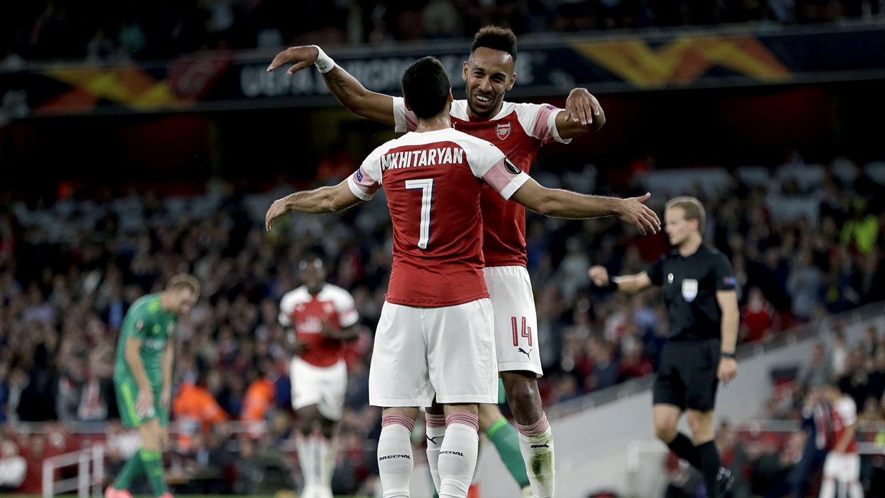 Duelo com Vorskla mediu pouco do Arsenal, mas serviu para Aubameyang fazer seus gols
