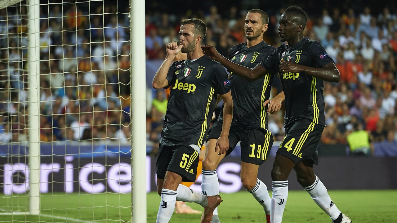 Mesmo com expuls&atilde;o pol&ecirc;mica de Cristiano Ronaldo, Juventus bateu Valencia com tranquilidade no Mestalla