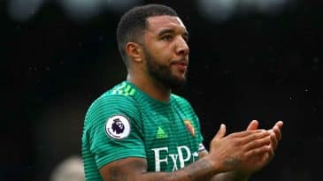 Deeney foi xingado por questionar retorno da Premier League e diz que integridade da temporada “já era”