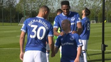 Everton tratou como rei um torcedor fanático que foi alvo de bullying nas redes sociais