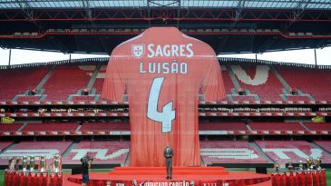 Luisão ajudou a transformar a história do Benfica, que retribuiu e lhe concedeu a honra para sempre