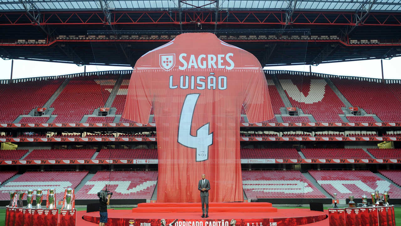Luis&atilde;o ajudou a transformar a hist&oacute;ria do Benfica, que retribuiu e lhe concedeu a honra para sempre
