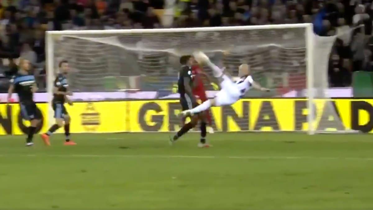Com duas pinturas, fica at&eacute; dif&iacute;cil escolher o gol mais bonito de Udinese 1&times;2 Lazio