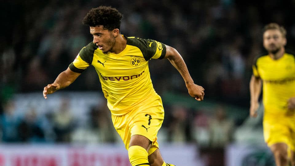 Jadon Sancho saiu do banco e bagun&ccedil;ou o jogo para dar a vit&oacute;ria ao Dortmund