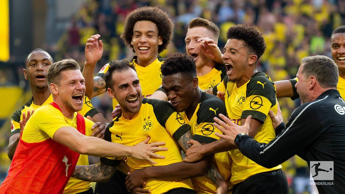 De tirar o f&ocirc;lego! No &uacute;ltimo lance, Alc&aacute;cer decidiu um Dortmund 4&times;3 Augsburg totalmente espetacular