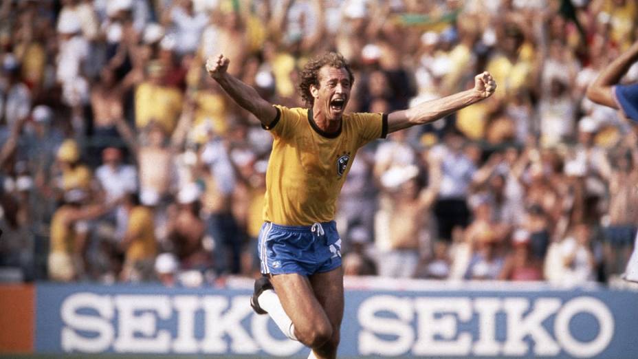 Nos 65 anos de Falc&atilde;o, uma cole&ccedil;&atilde;o de lances para reverenciar a eleg&acirc;ncia do craca&ccedil;o
