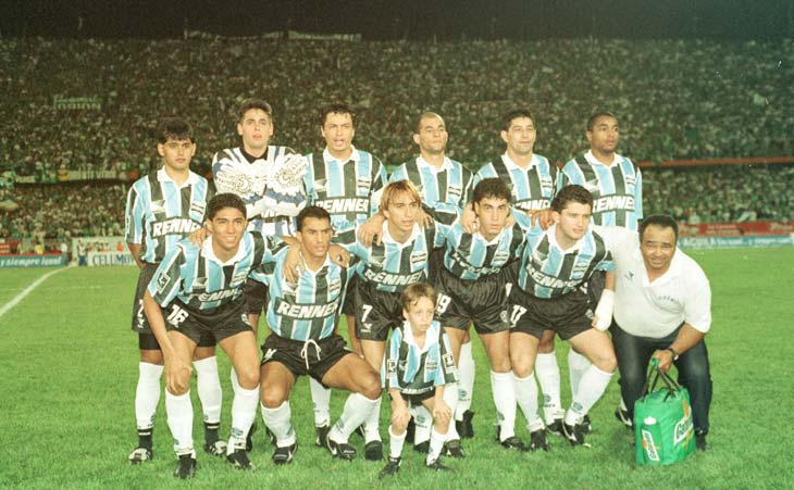Em anos nos quais faziam hist&oacute;ria, Gr&ecirc;mio e River protagonizaram joga&ccedil;os pela Supercopa de 95