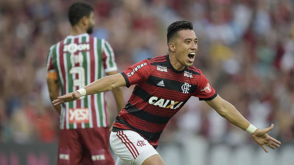 Flamengo se reafirma na briga pelo t&iacute;tulo com vit&oacute;ria categ&oacute;rica contra o Fluminese: 3 a 0