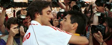 A história de Boca x River no Século XX, recontada através de gols icônicos e/ou grandes ídolos